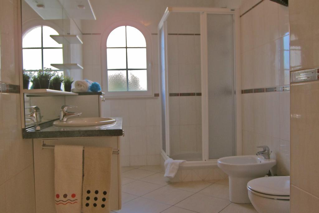 6 Bedroom Villa Brady Private With Pool And Garden Albufeira Exterior foto